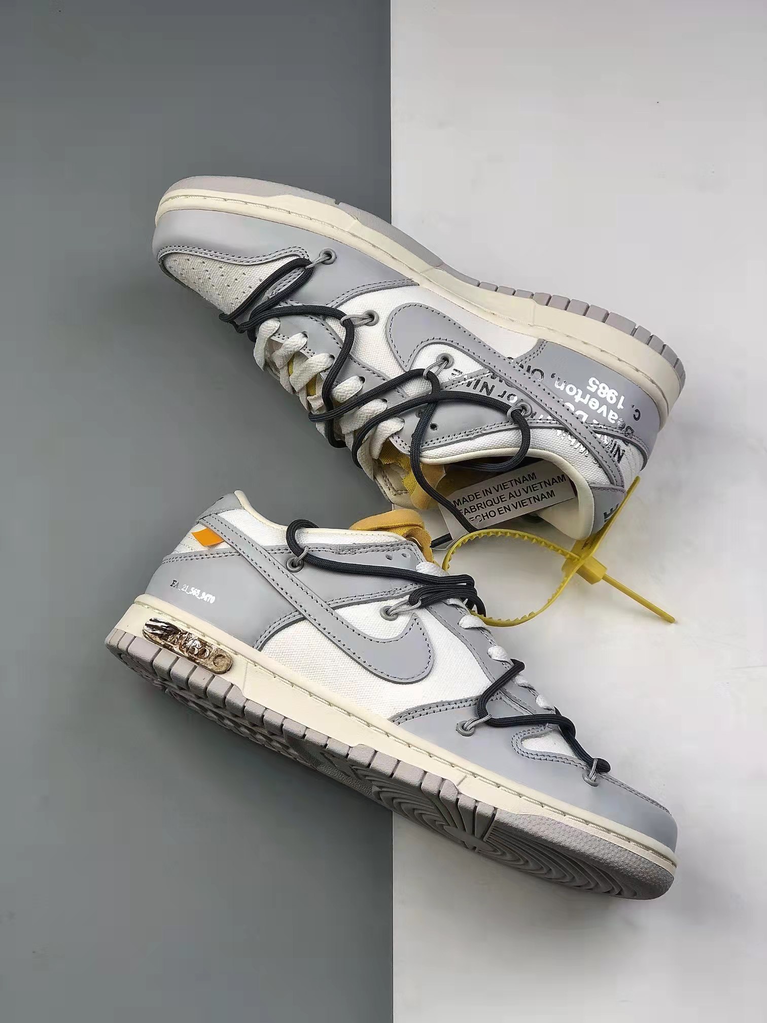 Nike Off-White x Dunk Low 'Lot 41 of 50' DM1602-105 - Exclusive Limited Edition Release