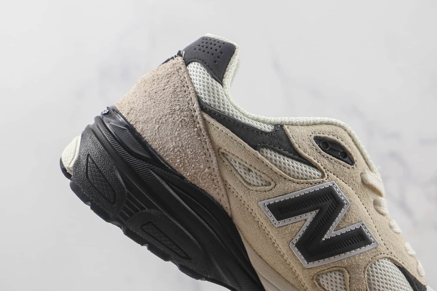 New Balance Teddy Santis x 990v3 Made in USA 'Moonbeam' M990AD3 - Shop Now! New Balance Teddy Santis x 990v3 Made in USA 'Moonbeam' M990AD3 - Shop Now!
