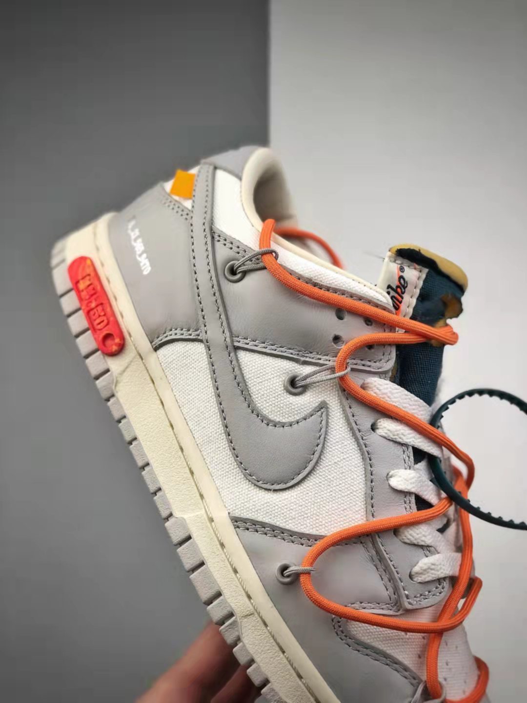 Nike Off-White x Dunk Low 'Lot 44 of 50' DM1602-104 - Limited Edition Sneakers