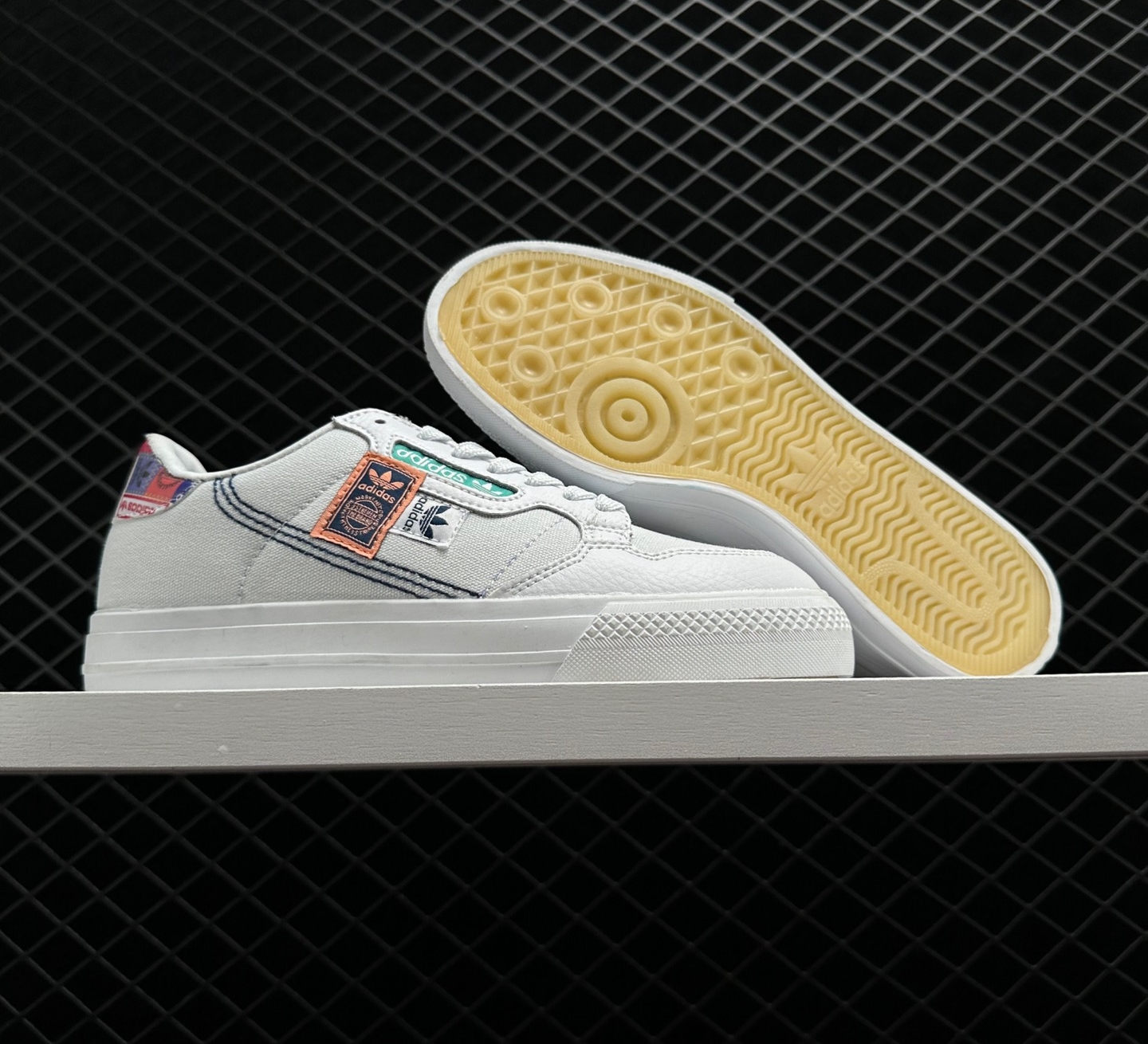 Adidas Originals Continental Vulc 'White Blue Green' FX3810 - Stylish and Classic Sneakers Adidas Originals Continental Vulc 'White Blue Green' FX3810 - Stylish and Classic Sneakers