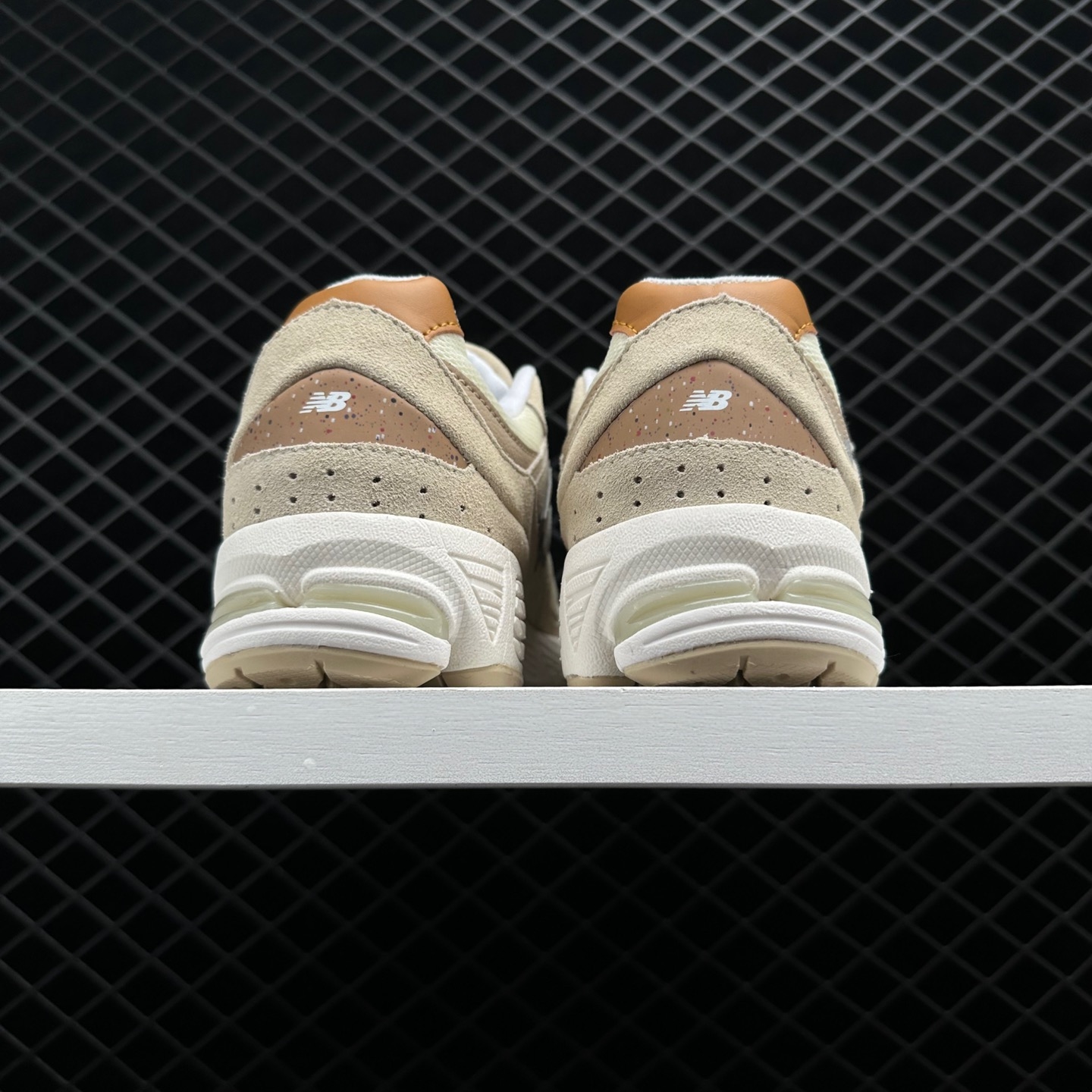 New Balance 2002R 'Sandstone' M2002RSC - Iconic Design, Enhanced Comfort New Balance 2002R 'Sandstone' M2002RSC - Iconic Design, Enhanced Comfort