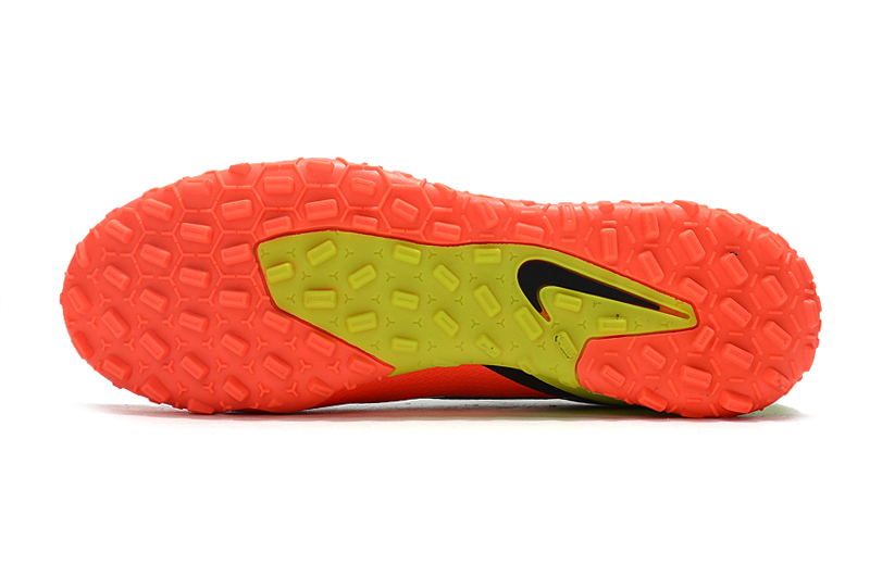 Nike Phantom GT2 Academy TF Turf Football Shoe Multicolored White DC0803-167 - Lightweight, Durable, and Stylish Turf Football Shoe | Free Shipping Available!