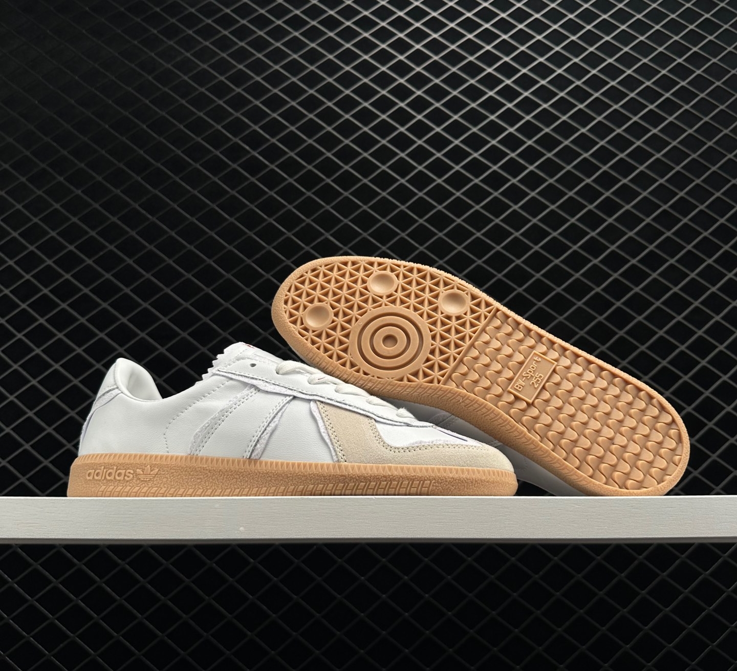 Adidas Originals Bw Army White HQ8512 - Iconic Retro Sneakers at Their Best Adidas Originals Bw Army White HQ8512 - Iconic Retro Sneakers at Their Best