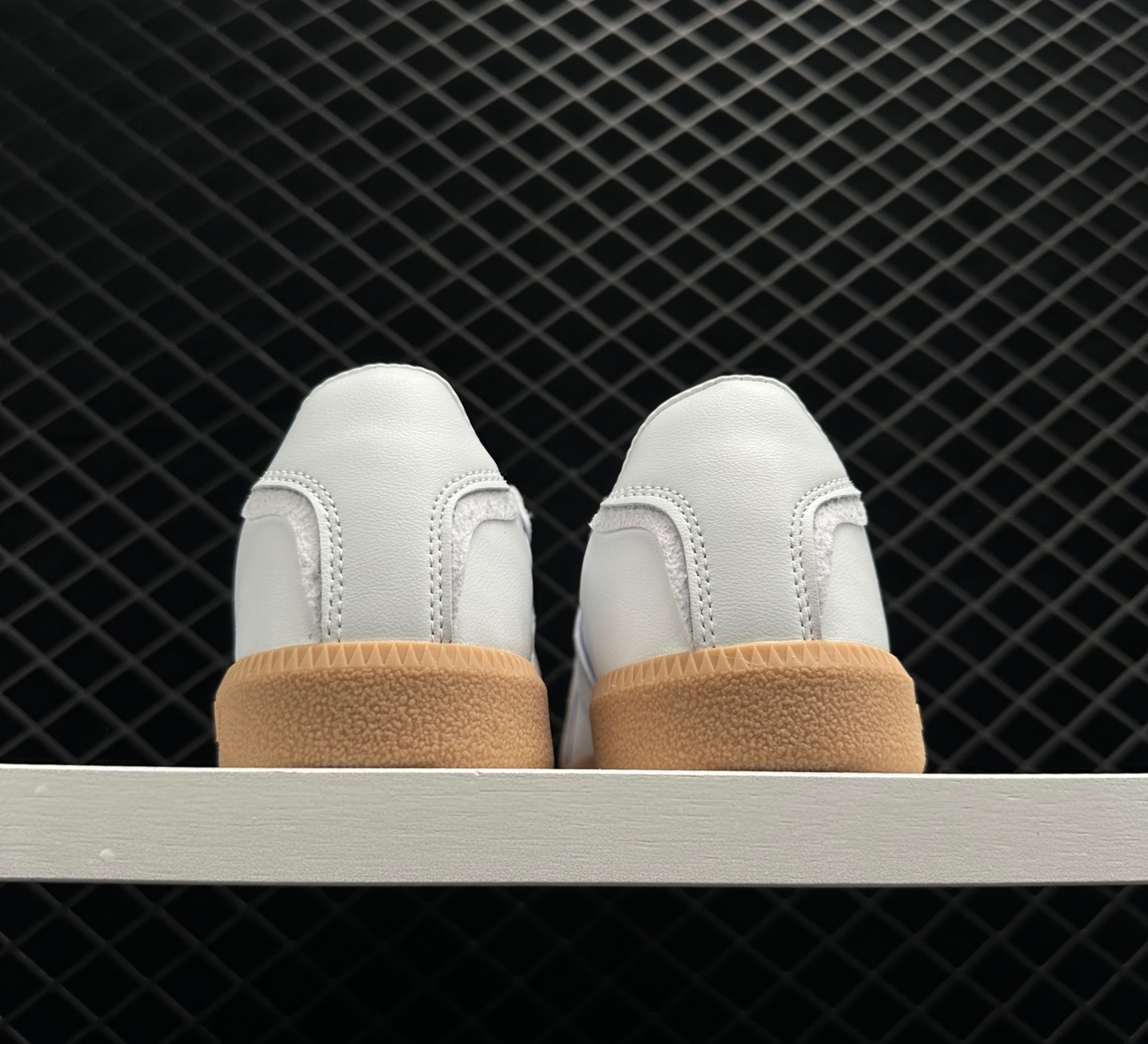 Adidas Originals Bw Army White HQ8512 - Iconic Retro Sneakers at Their Best Adidas Originals Bw Army White HQ8512 - Iconic Retro Sneakers at Their Best