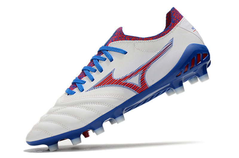 Mizuno Morelia Neo 3 Low Tops Silver P1GA219062 - Premium Comfort & Style Mizuno Morelia Neo 3 Low Tops Silver P1GA219062 - Premium Comfort & Style